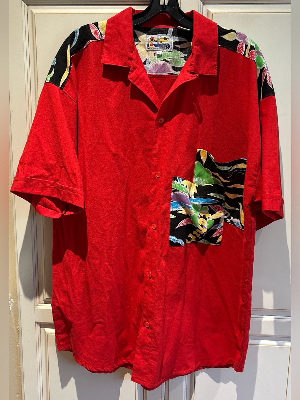 Vintage Surf & Co size L red shirt double front pocket